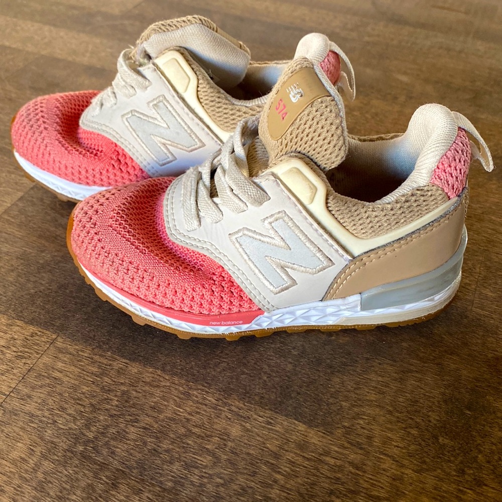 New balance shoes